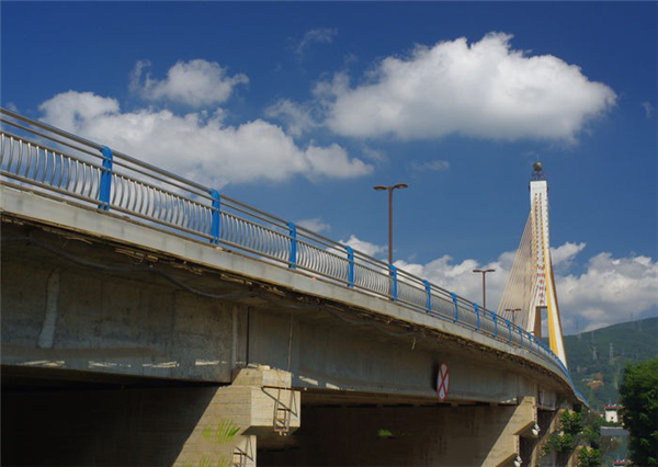 滨州不锈钢桥梁护栏常见问题及其解决方案